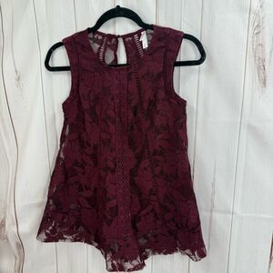 Xhilaration Women’s XS Maroon Lace Tank Top